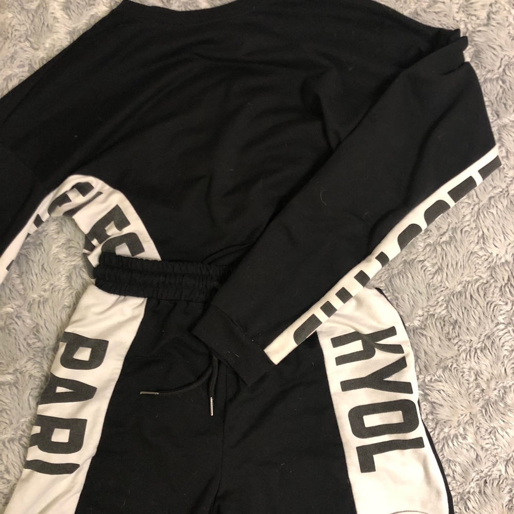 Two Piece Workout Boxer Outfit